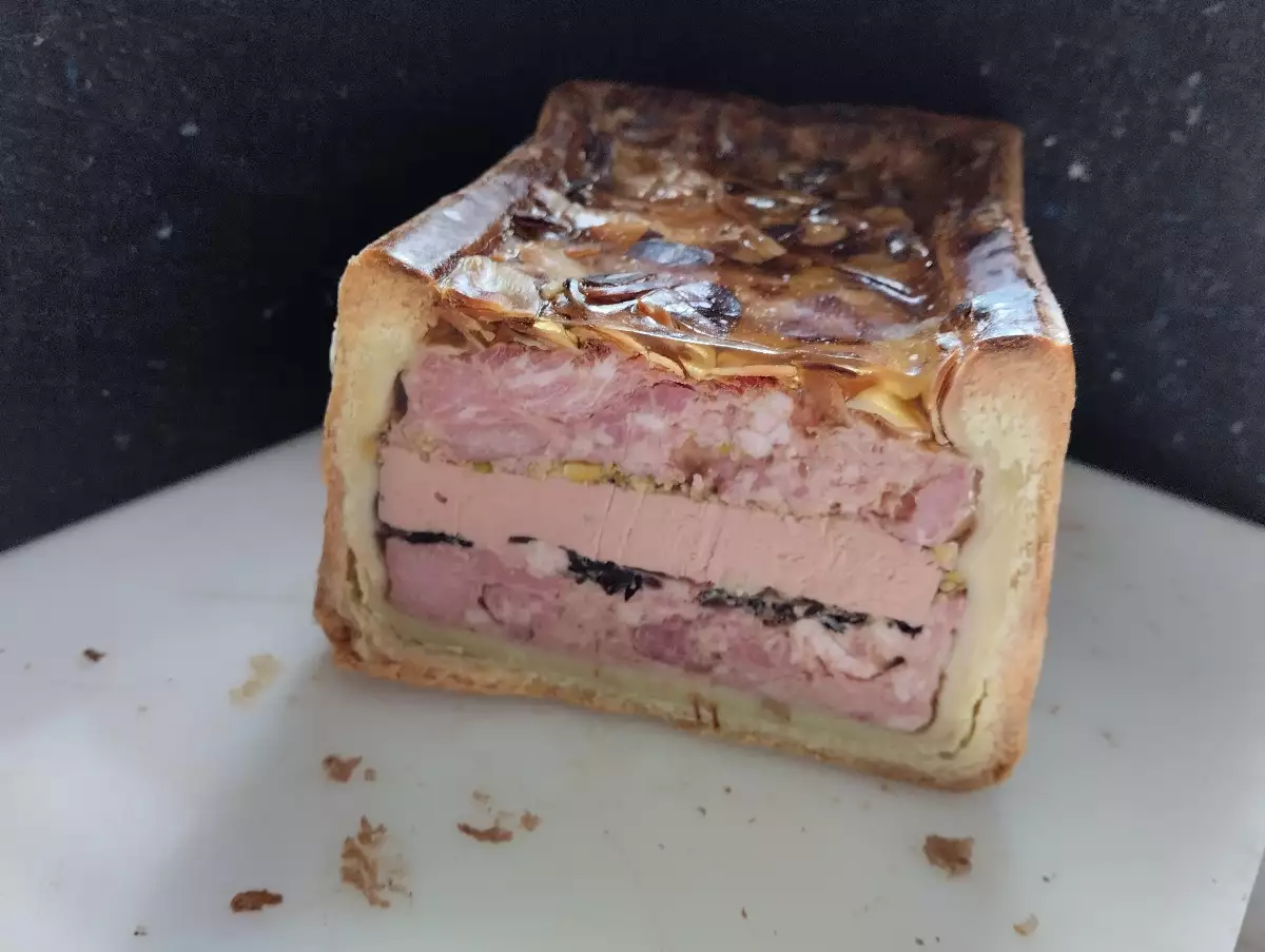 Pâté en croûte (par 100 gr)